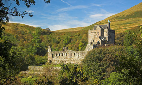 castle-campbell-dollar-gl-001