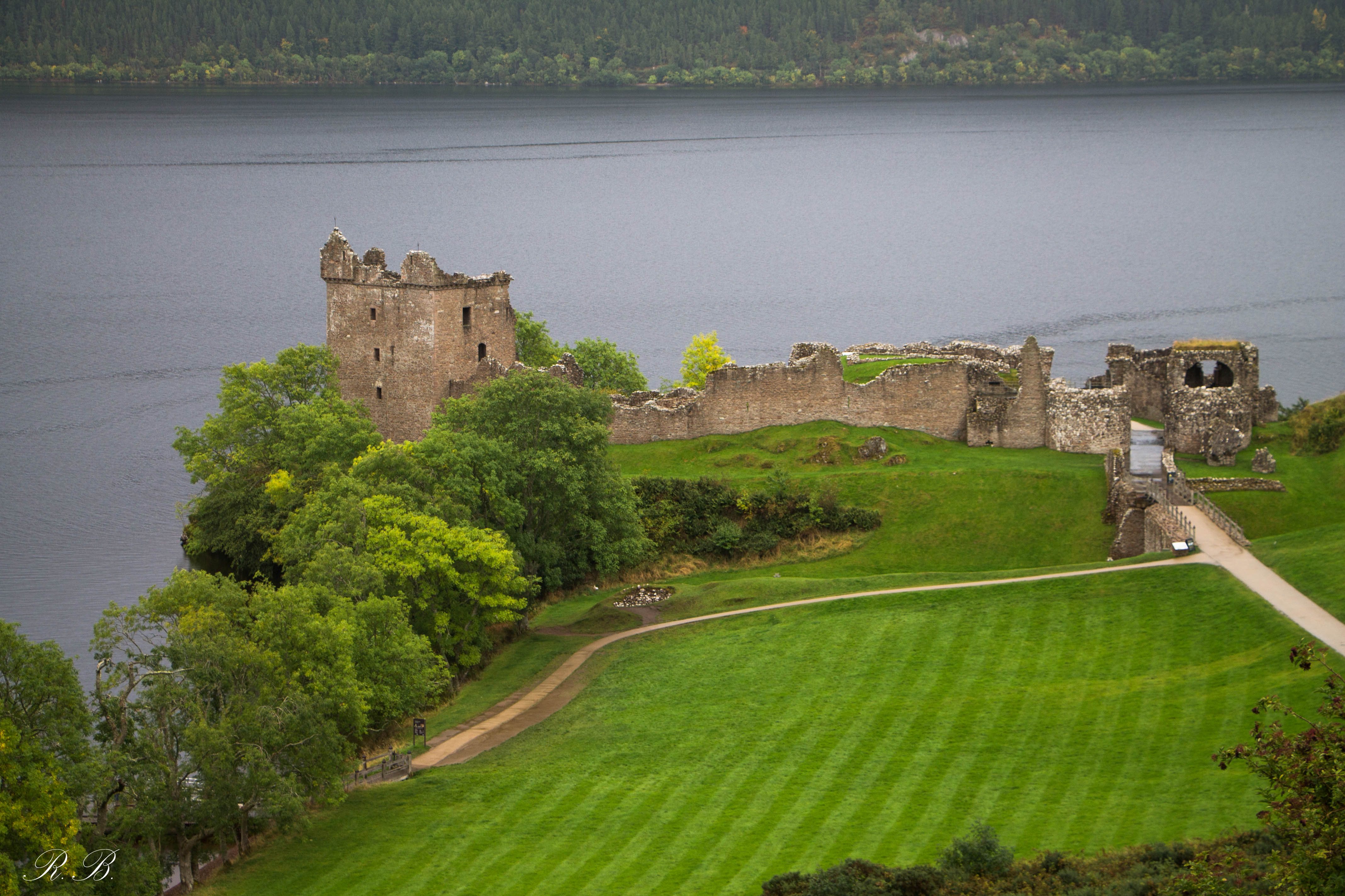 Urquhart_Castle_BeatriceRoat