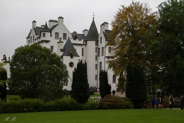 Blair-castle-scotland-BeatriceRoat