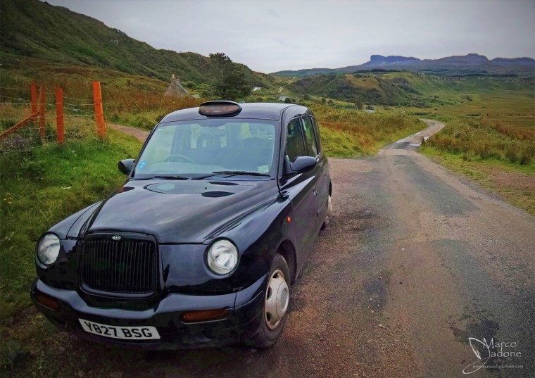 x beatrice the black London taxi of Eigg (rid)
