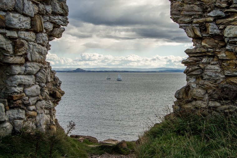 FifeCoastalPath-NewarkCastle-Fife-Scozia-Nelcuoredellascozia-BeatriceRoat