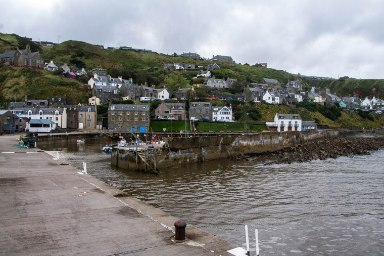 Gardenstown-Scotland-BeatriceRoat