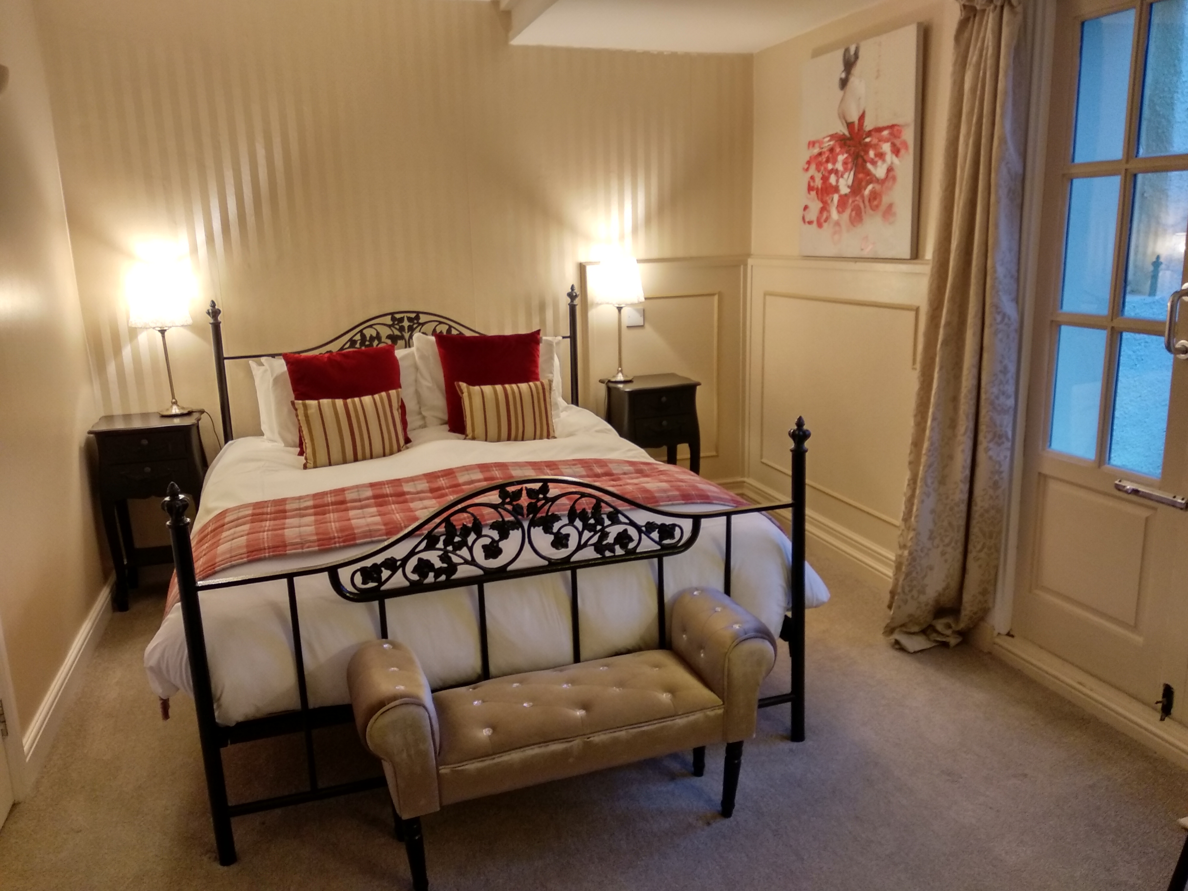 CaponTreeJedburgh-Scotland-BeatriceRoat