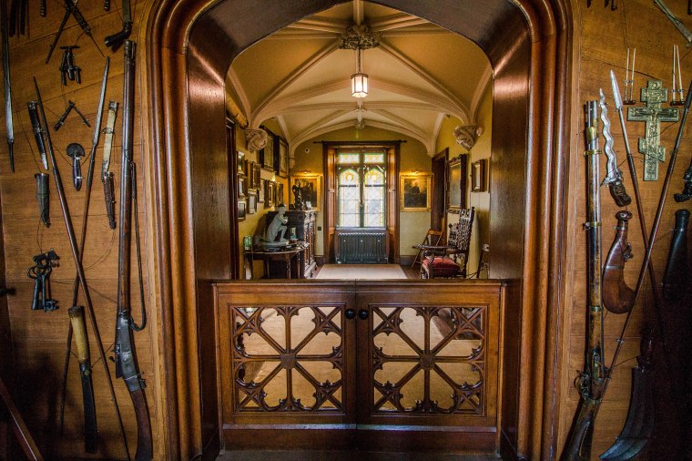 Abbotsford-House-BeatriceRoat