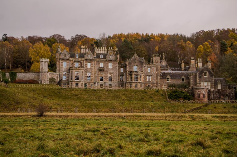 Abbotsford-House-BeatriceRoat